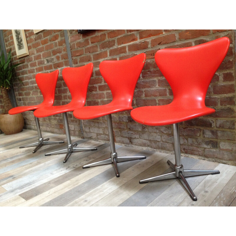 Vintage set of 4 swivelling chairs  