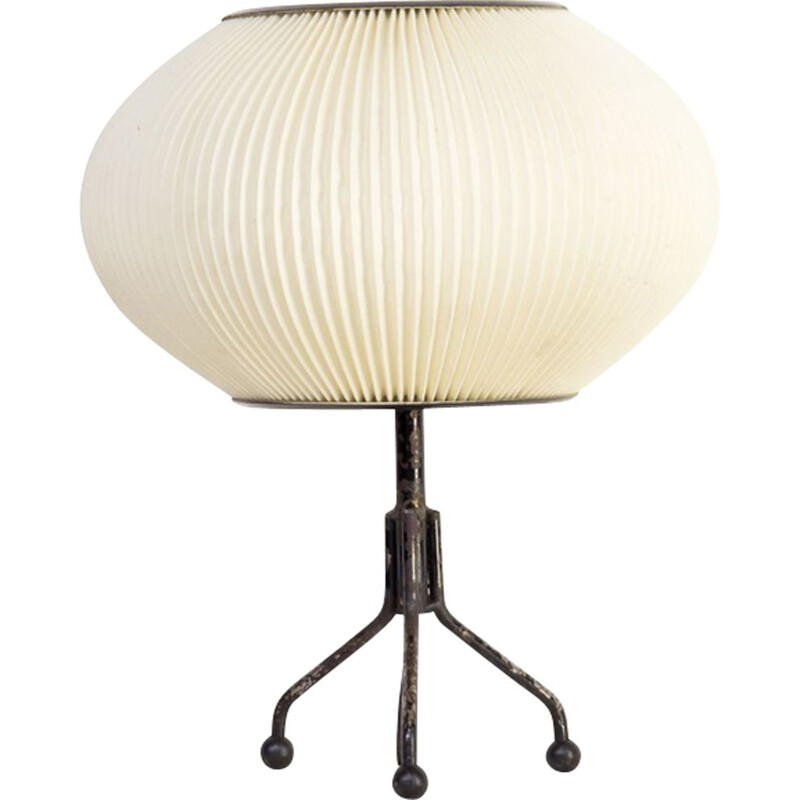 Lampe vintage blanche en métal avec abat-jour en rodhoide