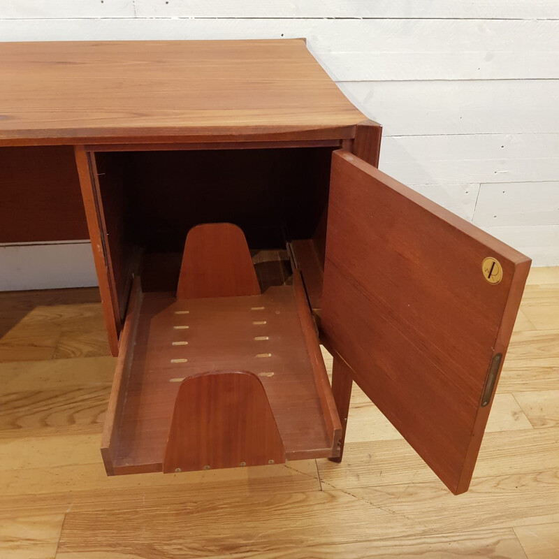 Vintage writing desk in teak by Wilhelm Renz