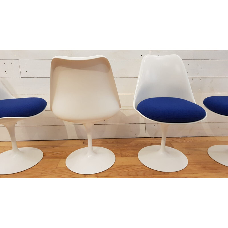 Set of 4 vintage Tulip armchairs by Eero Saarinen for Knoll