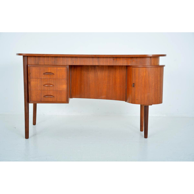 Vintage writing desk in teak by Kai Kristiansen