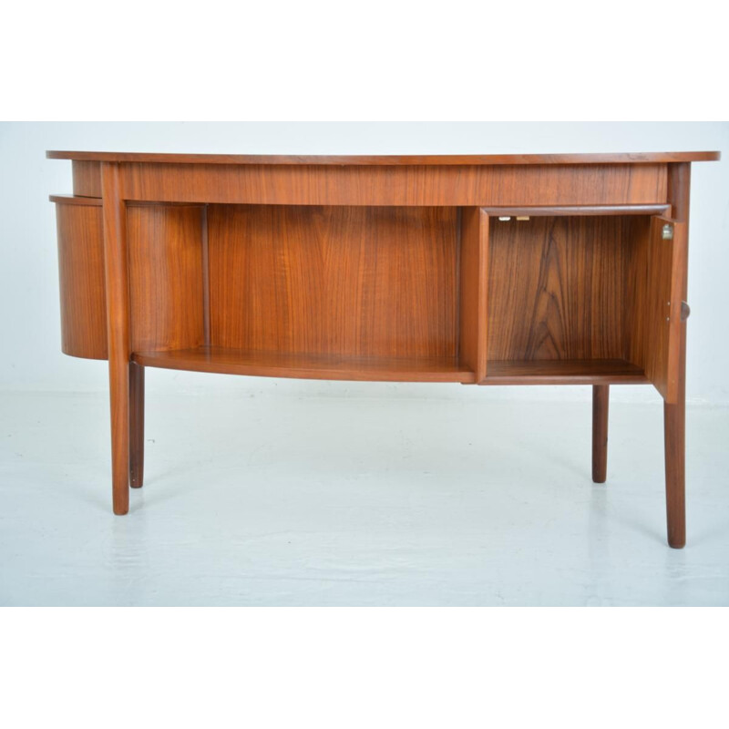 Vintage writing desk in teak by Kai Kristiansen