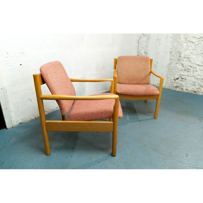 Suite de 2 fauteuils en chêne par Ercol