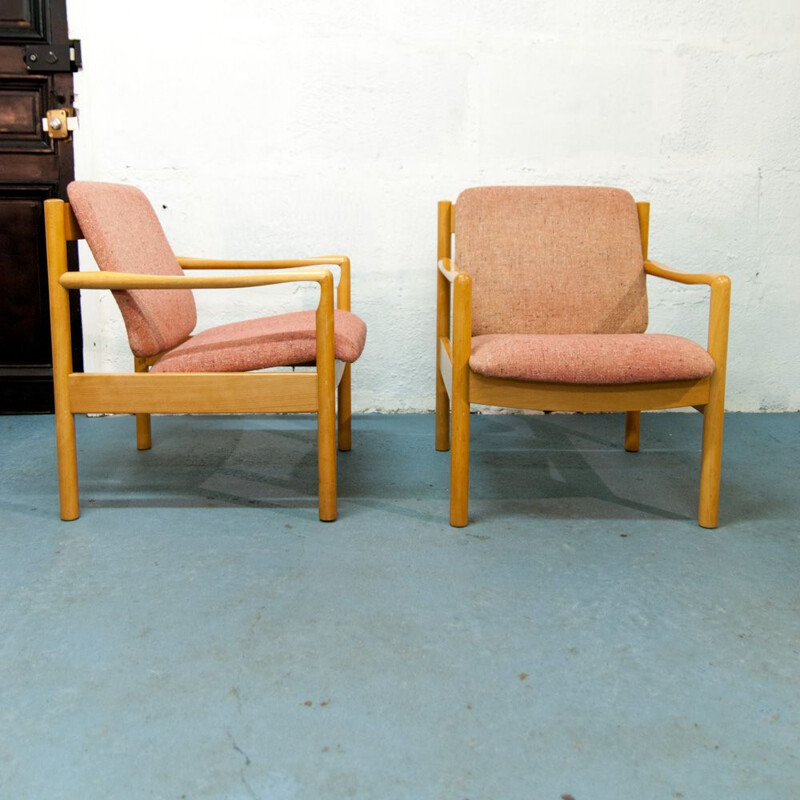 Set of 2 armchairs in oak wood by Ercol