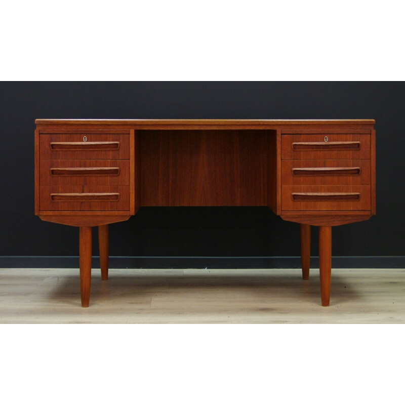 Bureau vintage danois en teck par J Svenstrup