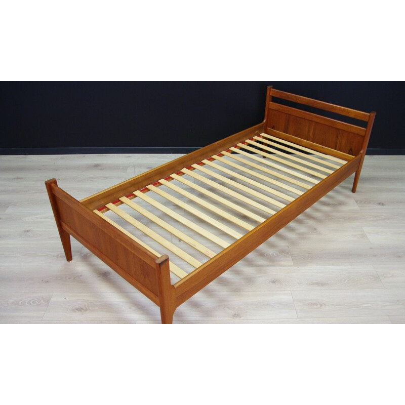 Vintage Danish bed in teak