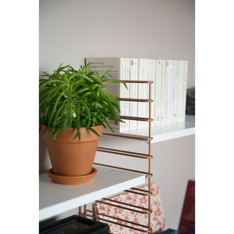 Modular shelf system Tomado in metal by Adriaan Dekker