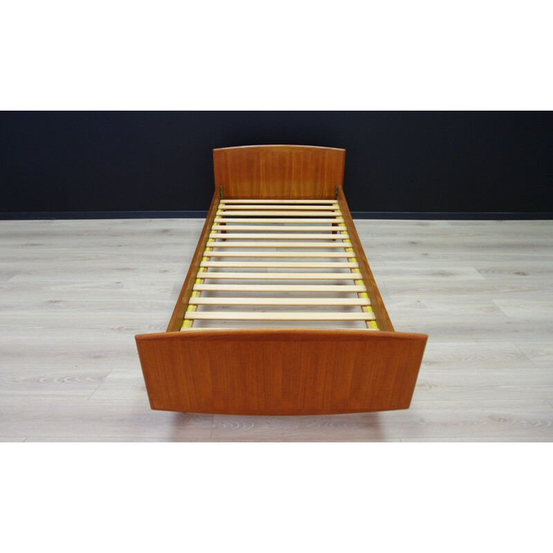 Vintage Scandinavian bed by Omann Jun