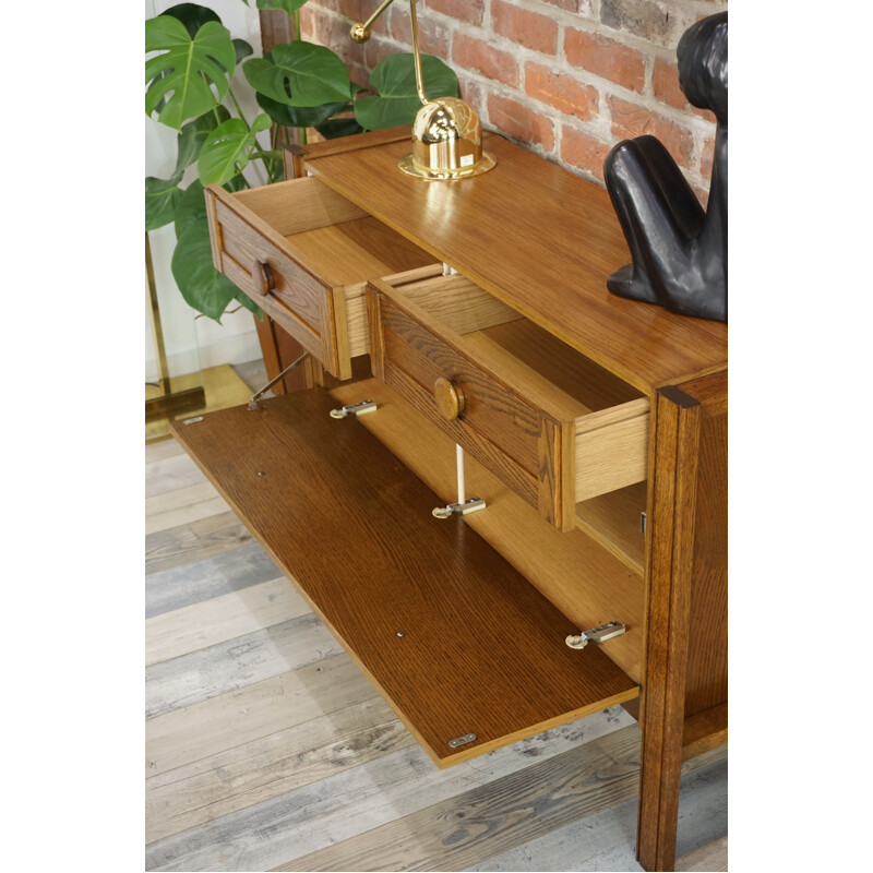 Vintage sideboard in oak