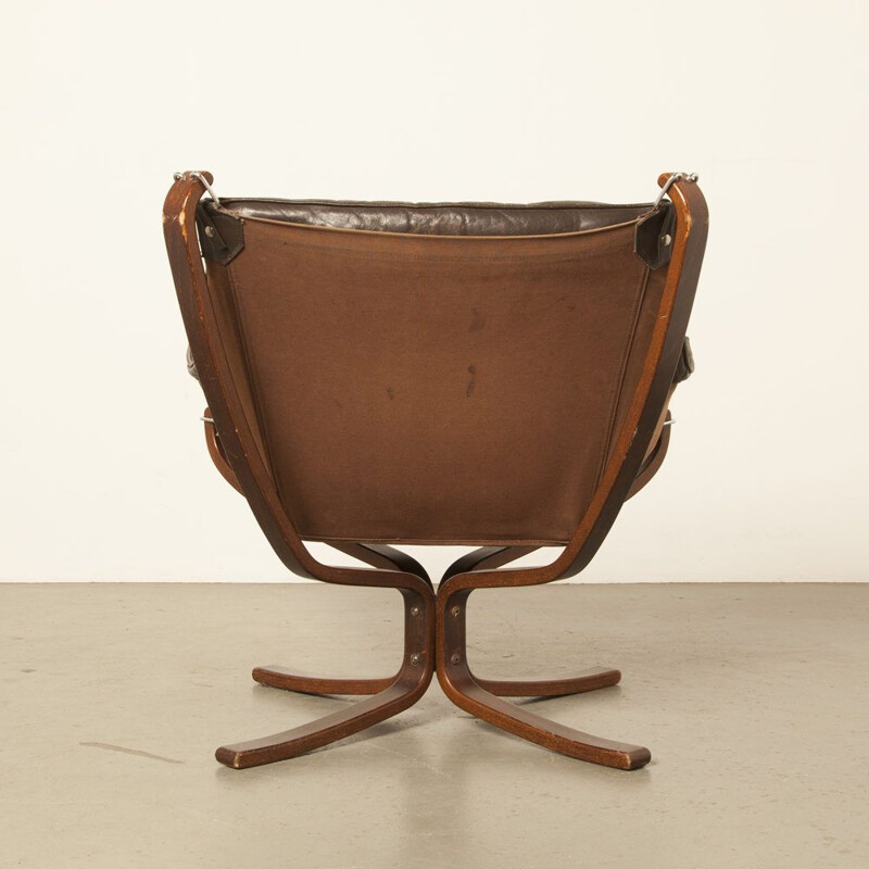 Scandinavian Vintage Chair in leather and wood by Sigurd Ressel