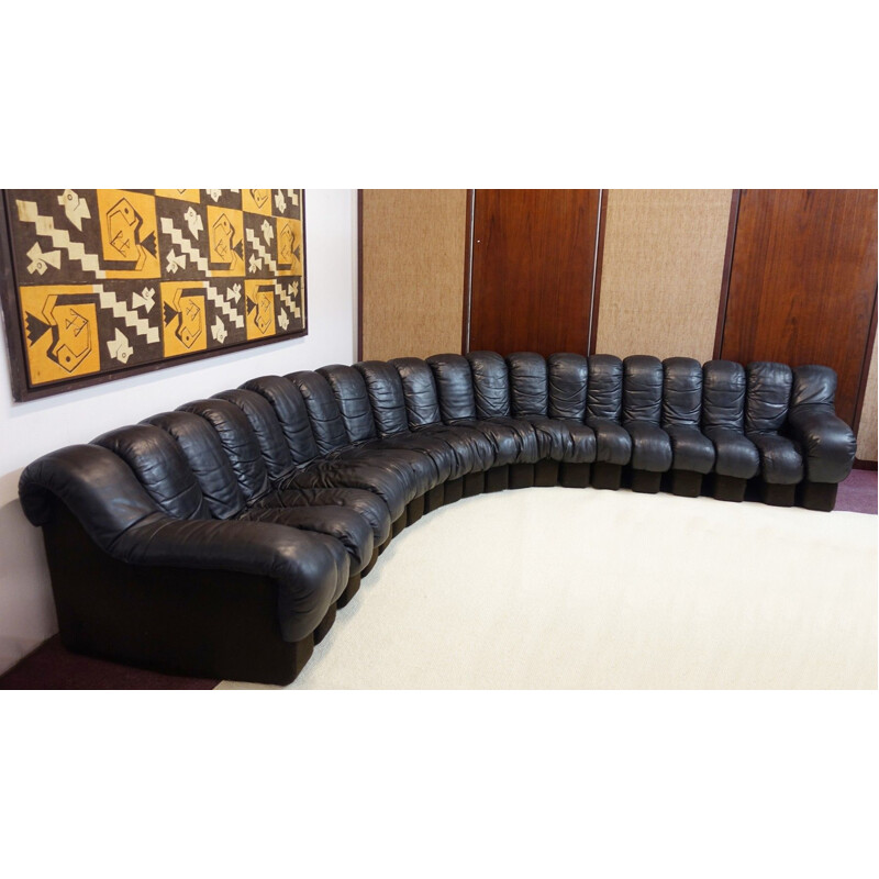 Vintage black sofa DS600 by De Sede