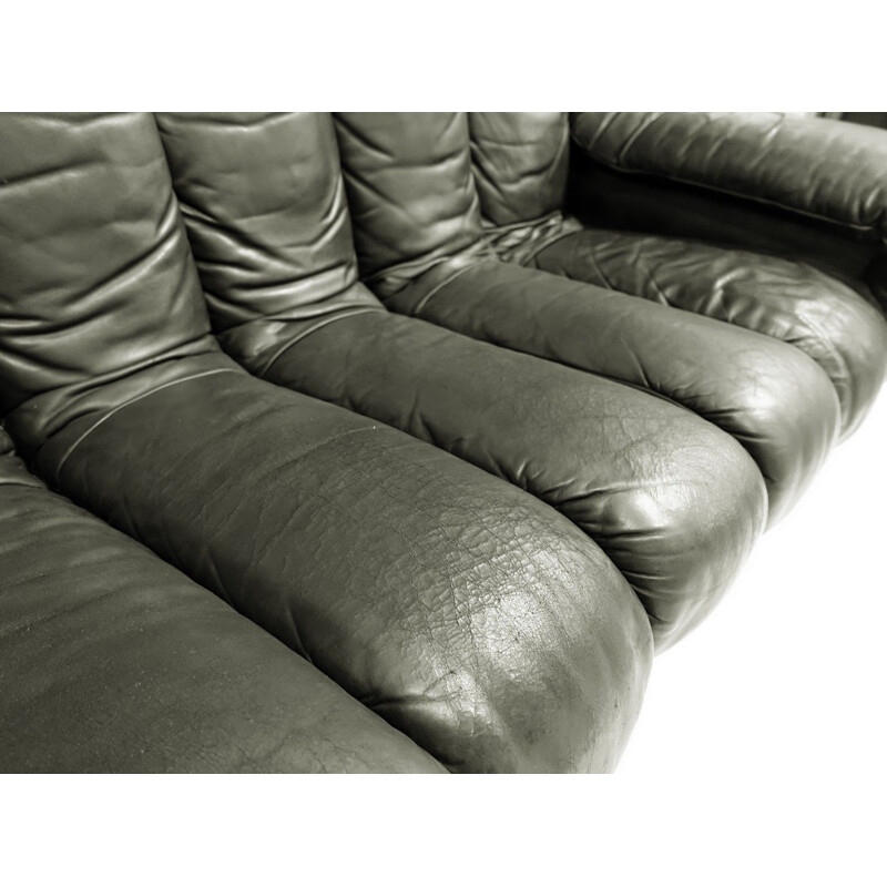 Vintage black sofa DS600 by De Sede