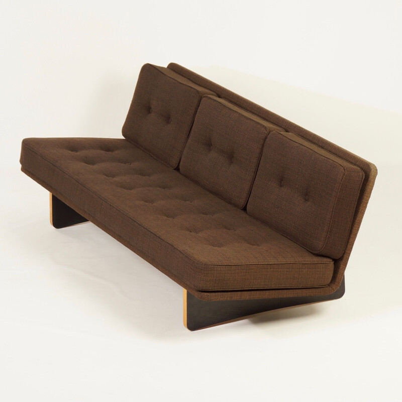 Vintage 671 plywood and brown fabric sofa by Kho Liang for Artifort, 1960