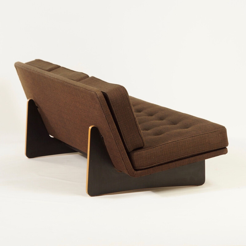 Vintage 671 plywood and brown fabric sofa by Kho Liang for Artifort, 1960