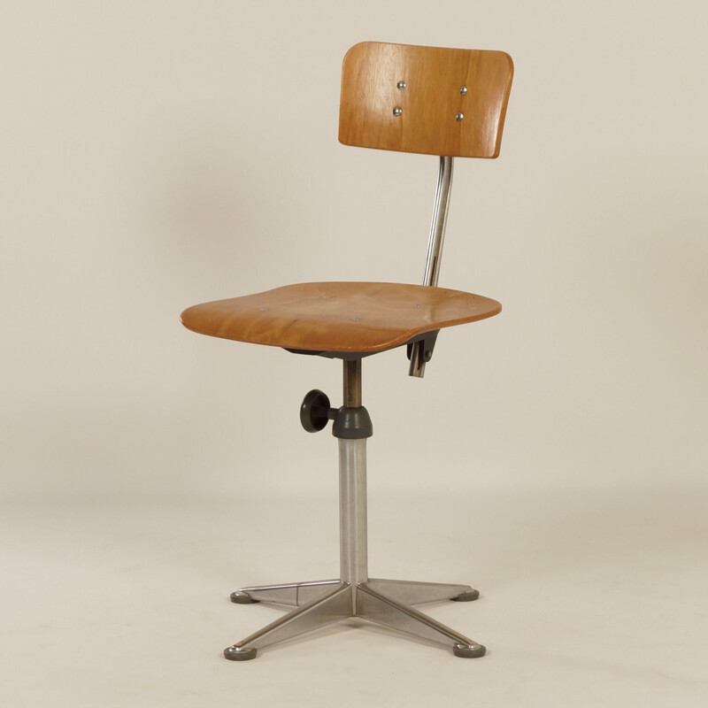 Vintage architects chair by Friso Kramer for Ahrend de Cirkel