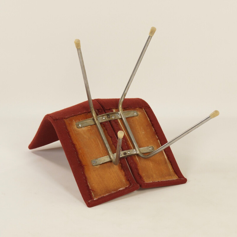 Vintage Ga Stuhl aus Sperrholz und rotem Stoff von Hans Bellmann für Horgenglarus, Schweiz 1955