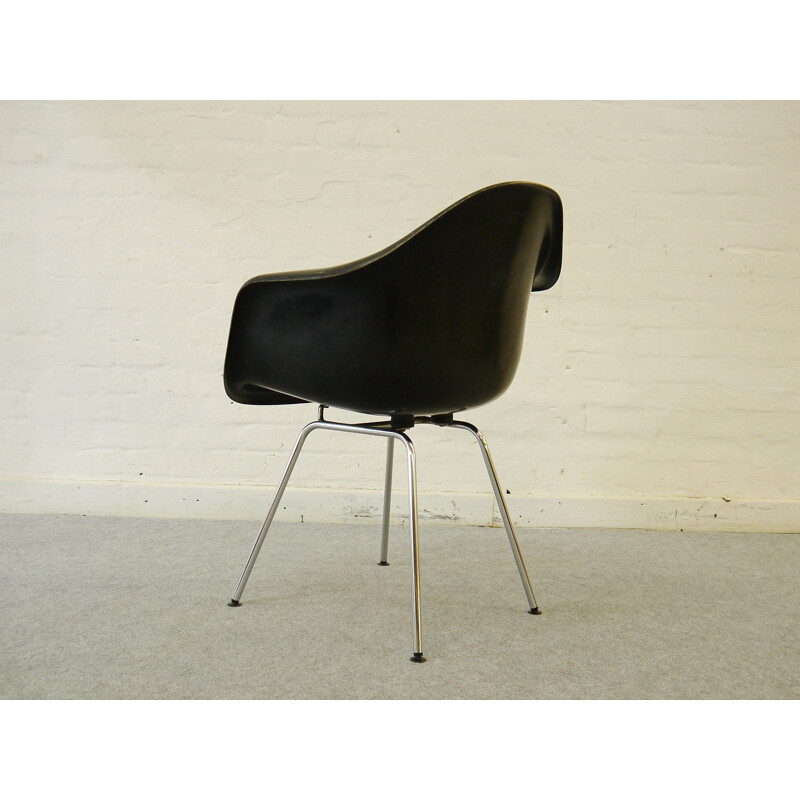 Fauteuil DAH en fibre de verre noire et acier - 1960