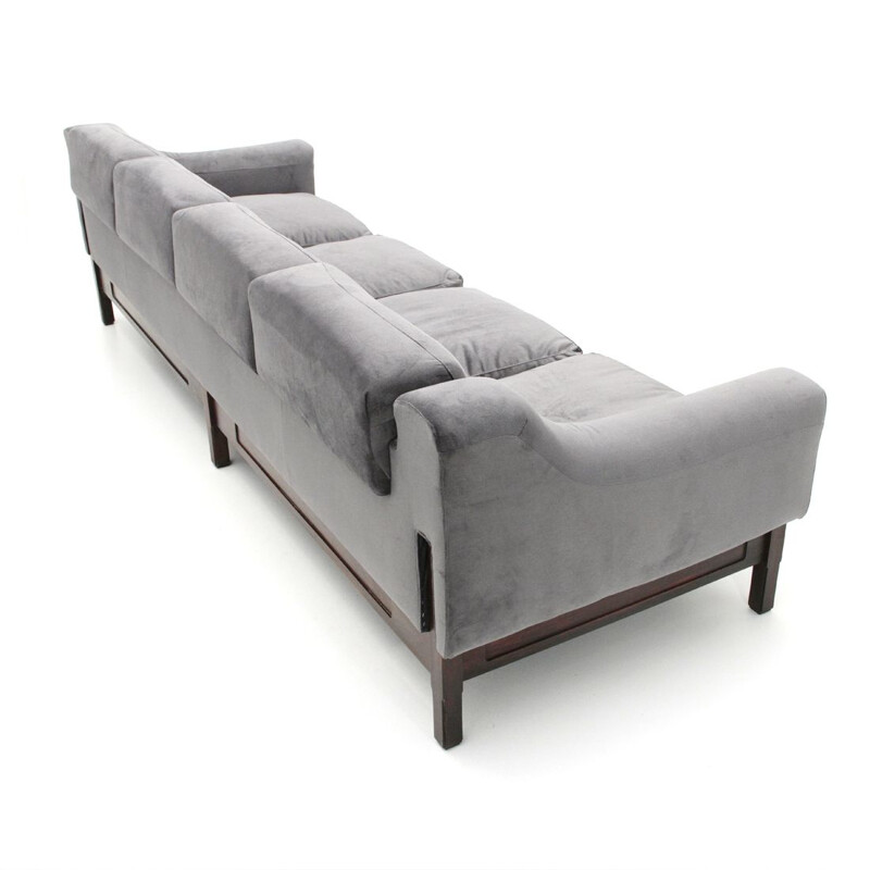 Italian 4-seater sofa in velvet by Ipar