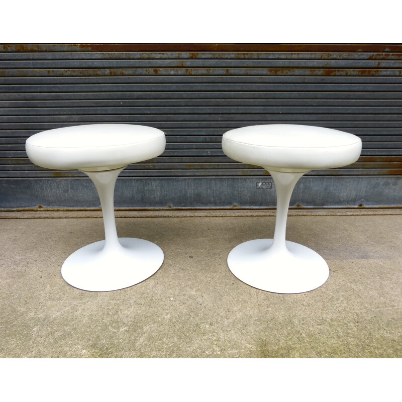 Pair of Tulip stools, Eero SAARINEN - 1970s