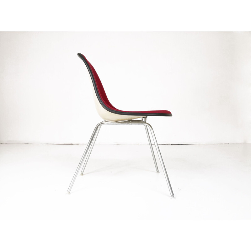 Vintage red chair DSX by Charles & Ray Eames for Herman Miller