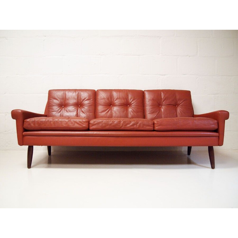 Vintage 3-seater sofa in red leather by Svend Skipper