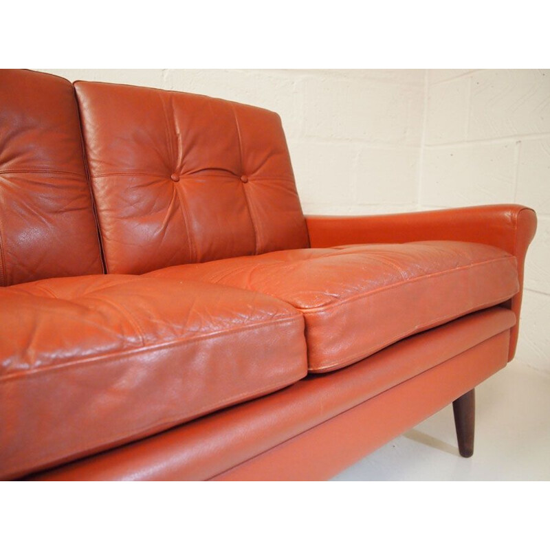 Vintage 3-seater sofa in red leather by Svend Skipper