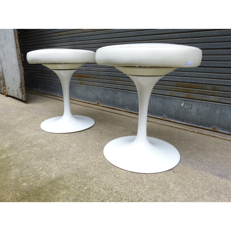 Pair of Tulip stools, Eero SAARINEN - 1970s