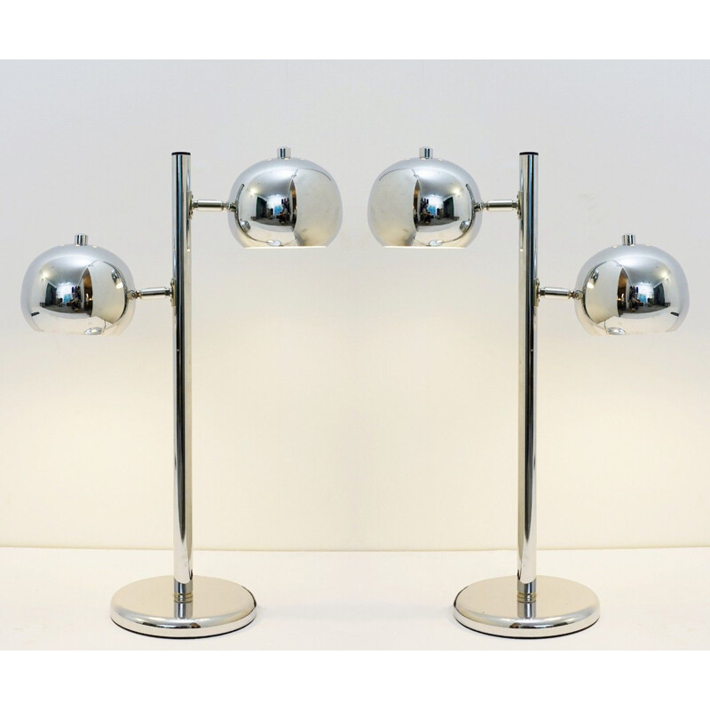 Set of 2 vintage table lamps in chrome