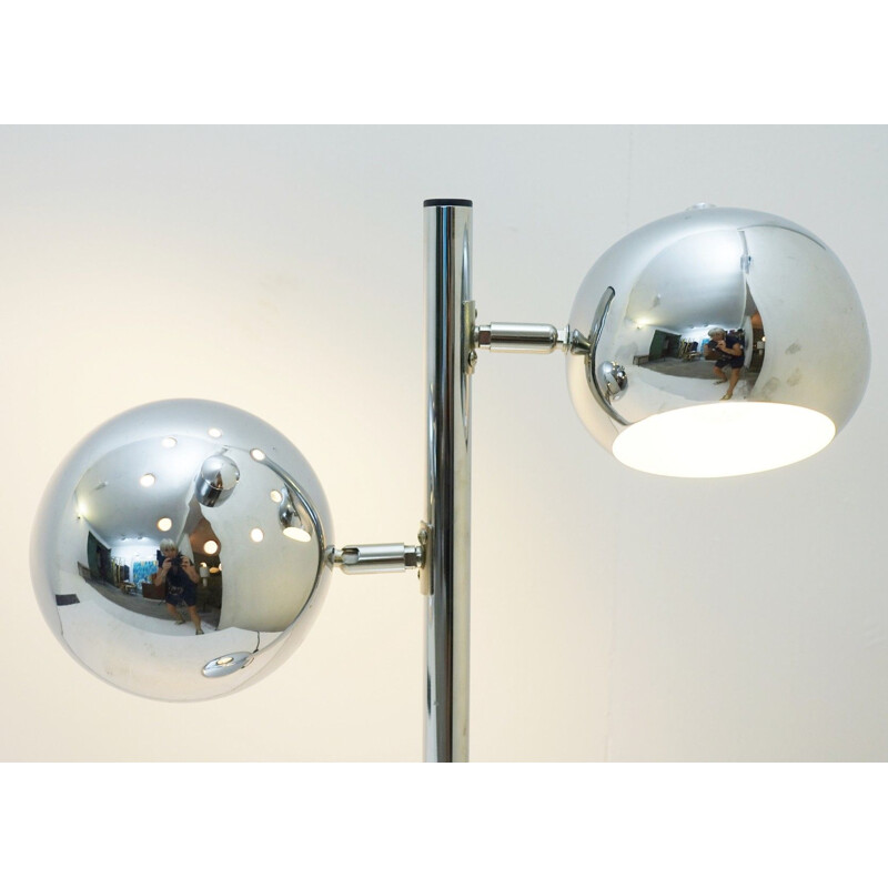 Set of 2 vintage table lamps in chrome