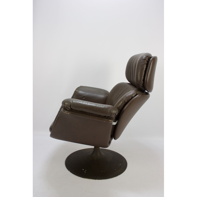Vintage Tulip armchair by Pierre Paulin for Artifort