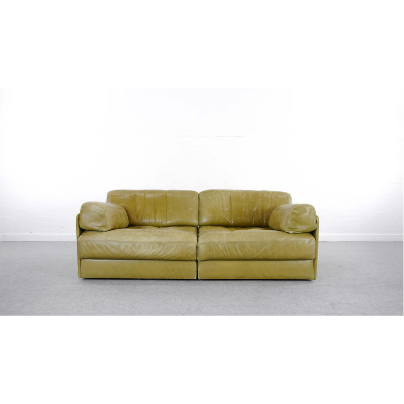 Vintage green DS 76 sofa bed in leather by de Sede