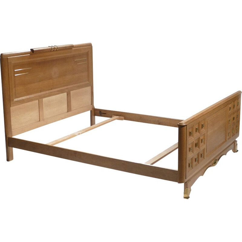 Vintage bed in oak and brass