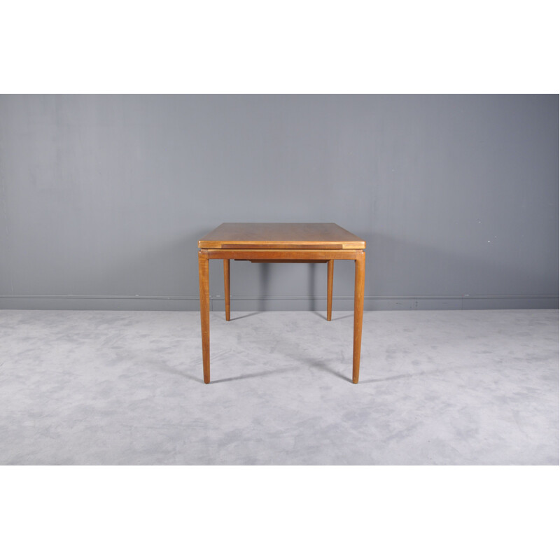 Teak Vintage Dining Table By Johannes Andersen for Christian Linneberg