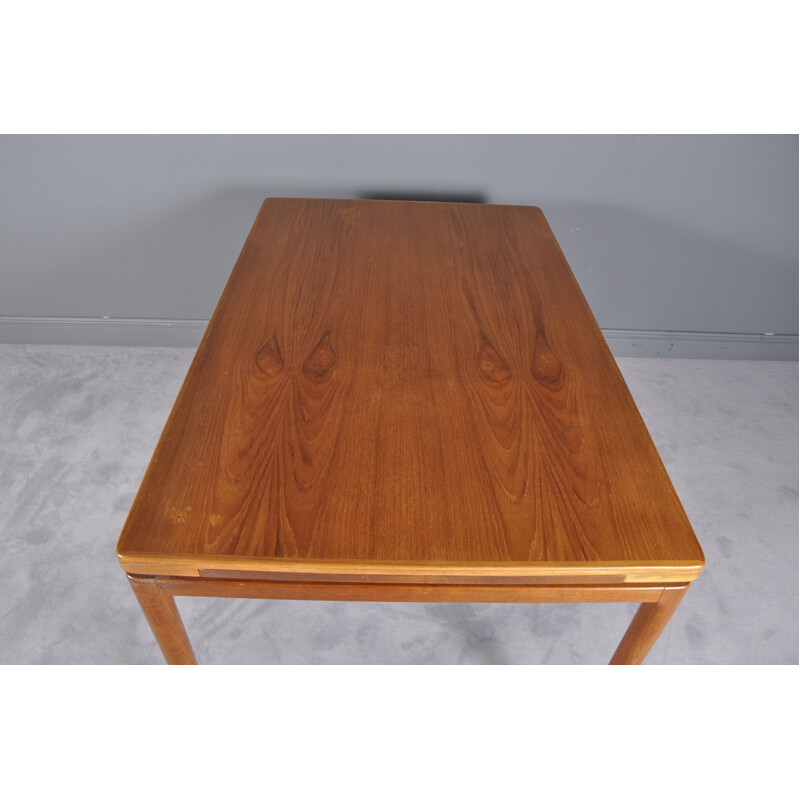 Teak Vintage Dining Table By Johannes Andersen for Christian Linneberg