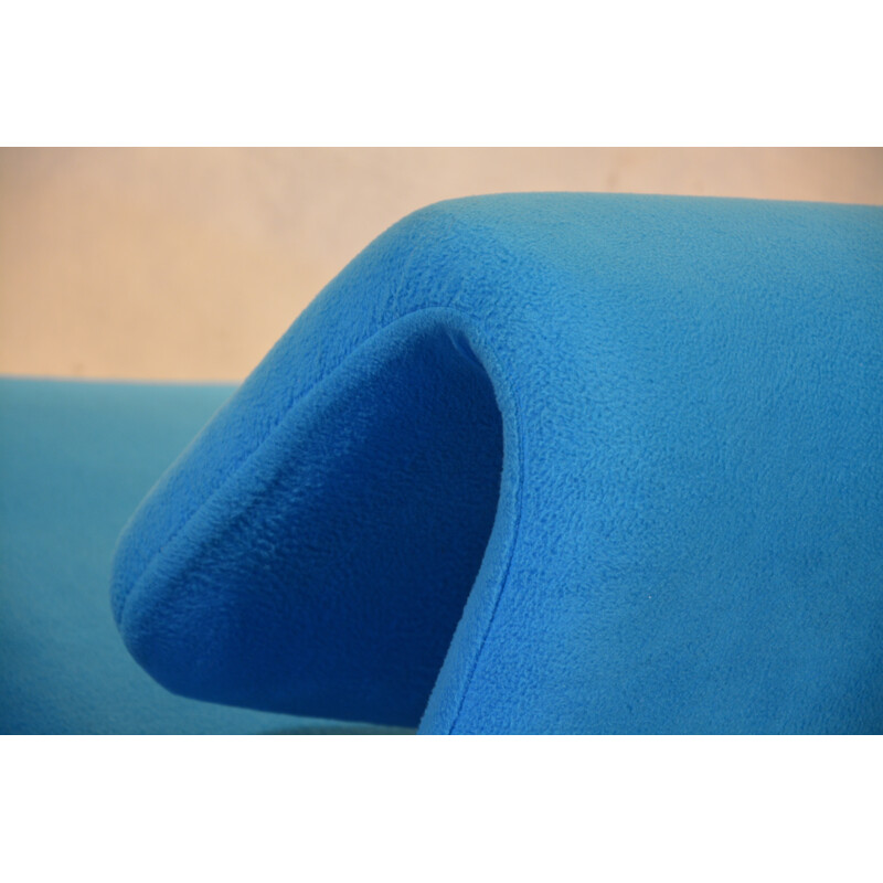 Paire de chauffeuses en tissu bleu, Etienne-Henri MARTIN - 1970