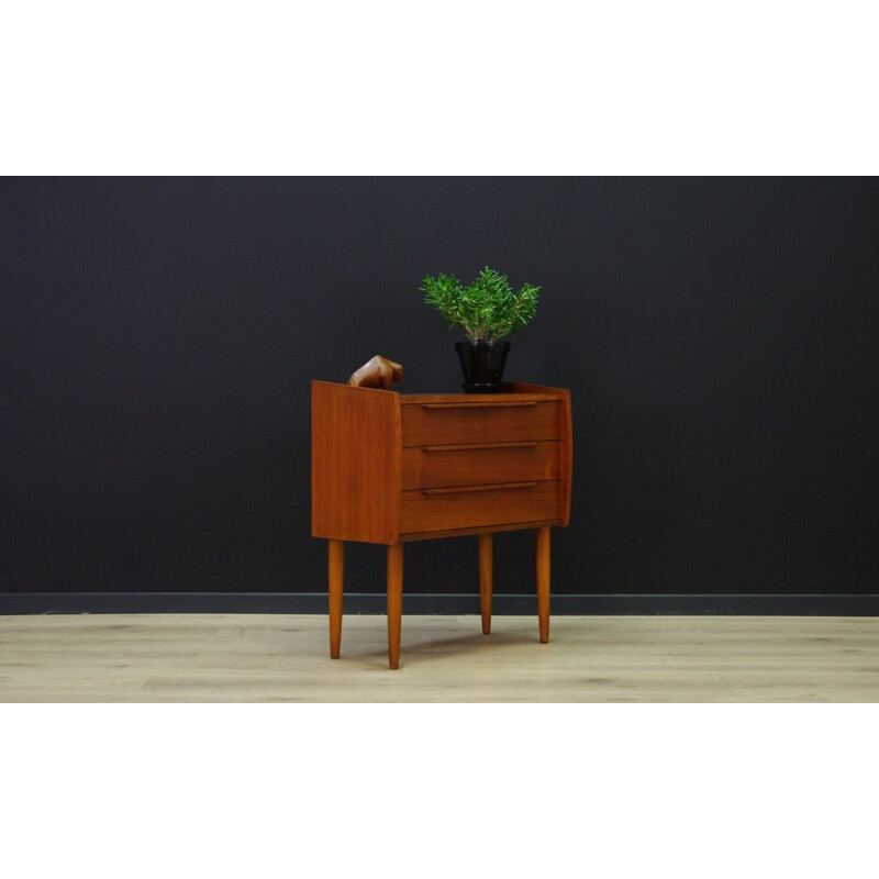 Vintage danish cabinet in teak 