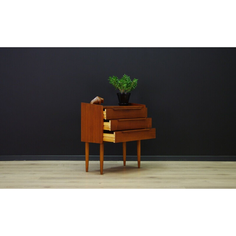 Vintage danish cabinet in teak 