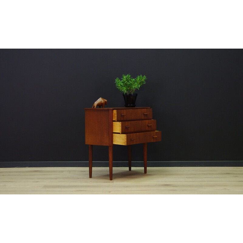 Vintage danish cabinet in teak 