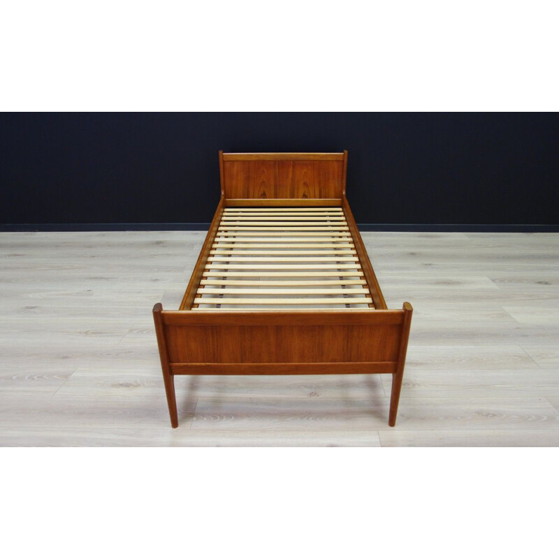 Vintage danish bed in bright teak wood