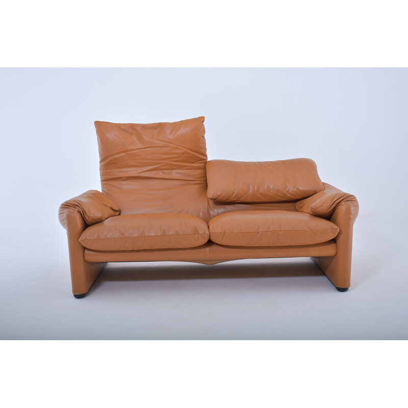 Vintage 2-seater sofa in leather by Vico Magistretti for Cassina