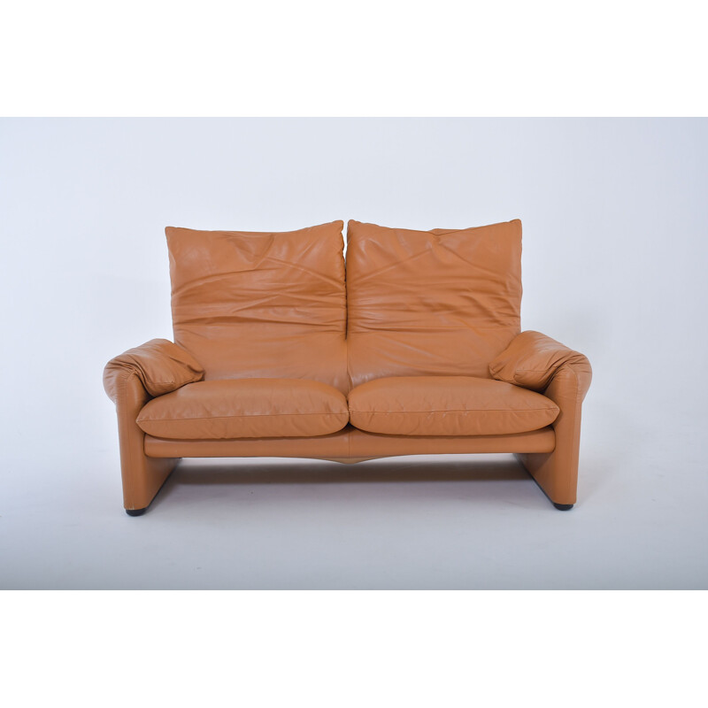 Vintage 2-seater sofa in leather by Vico Magistretti for Cassina