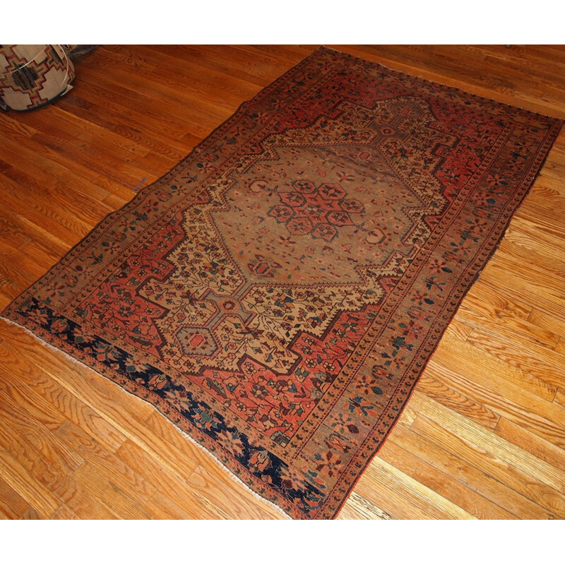 Handmade antique Persian Farahan rug