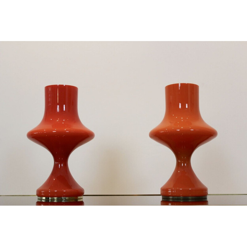 Paire de lampes de table vintages oranges en verre opalin par Štepán Tabery