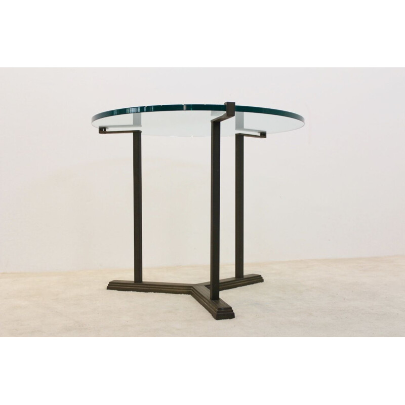 Table d'appoint de Peter Ghyczy en laiton et verre 