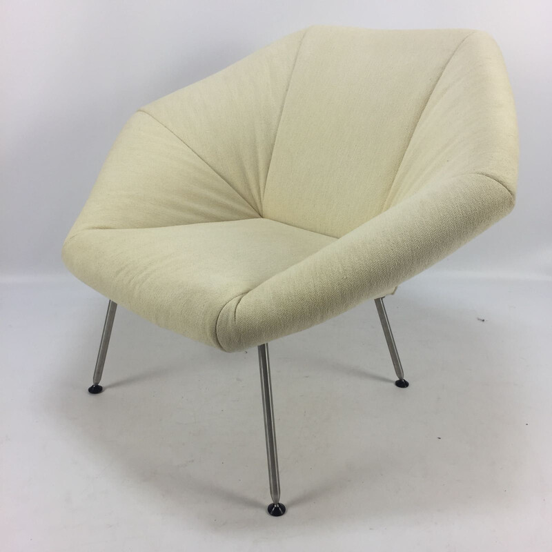 Vintage Cocktail Armchair with feet in metal and fabric