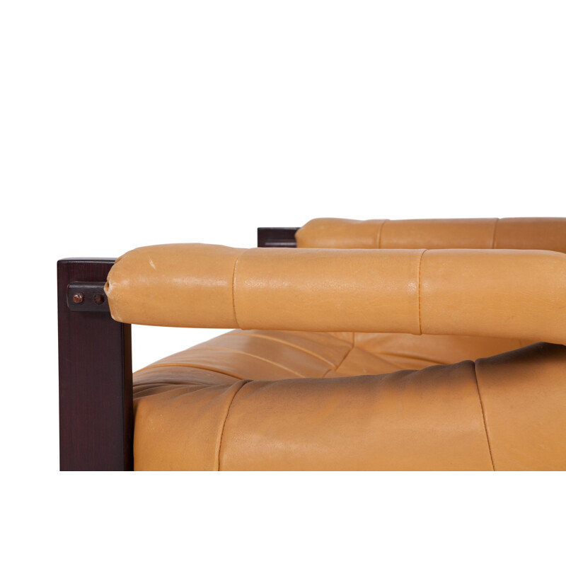 Suite de 2 fauteuils lounge vintage brésilien par Percival Lafer