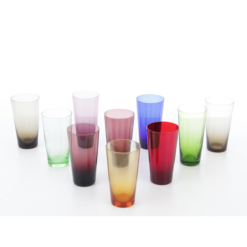 Set of 8 vintage Scandinavian colorful glasses