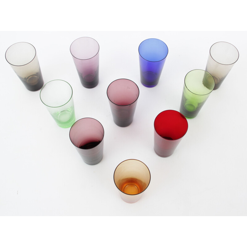 Set of 8 vintage Scandinavian colorful glasses