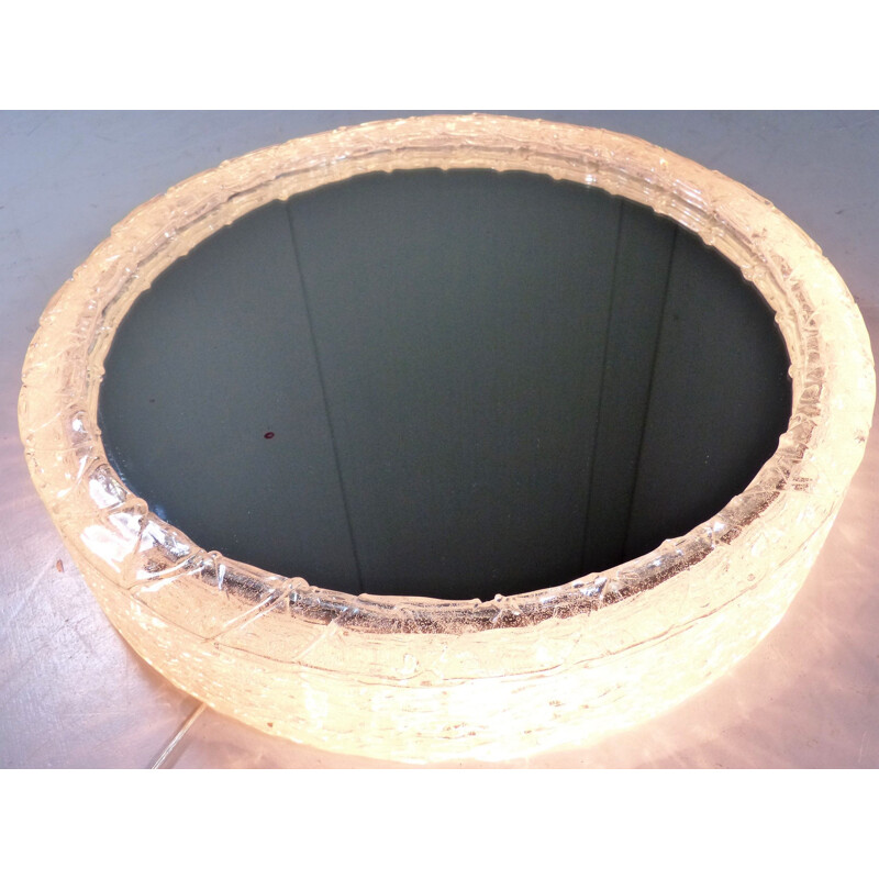 Vintage round luminous mirror