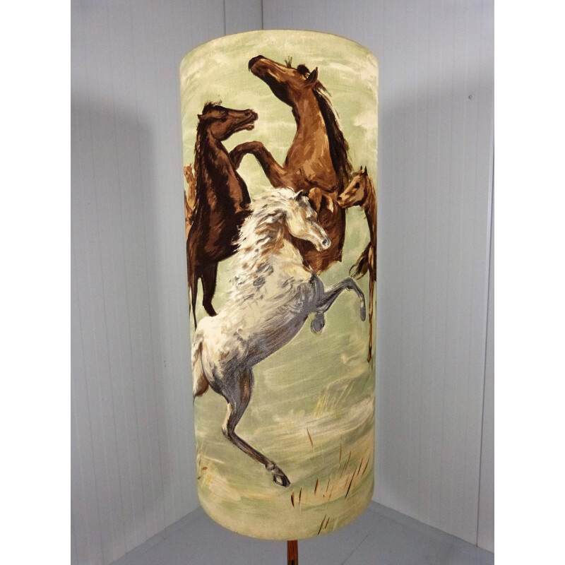 Lampadaire vintage avec dessin de cheval